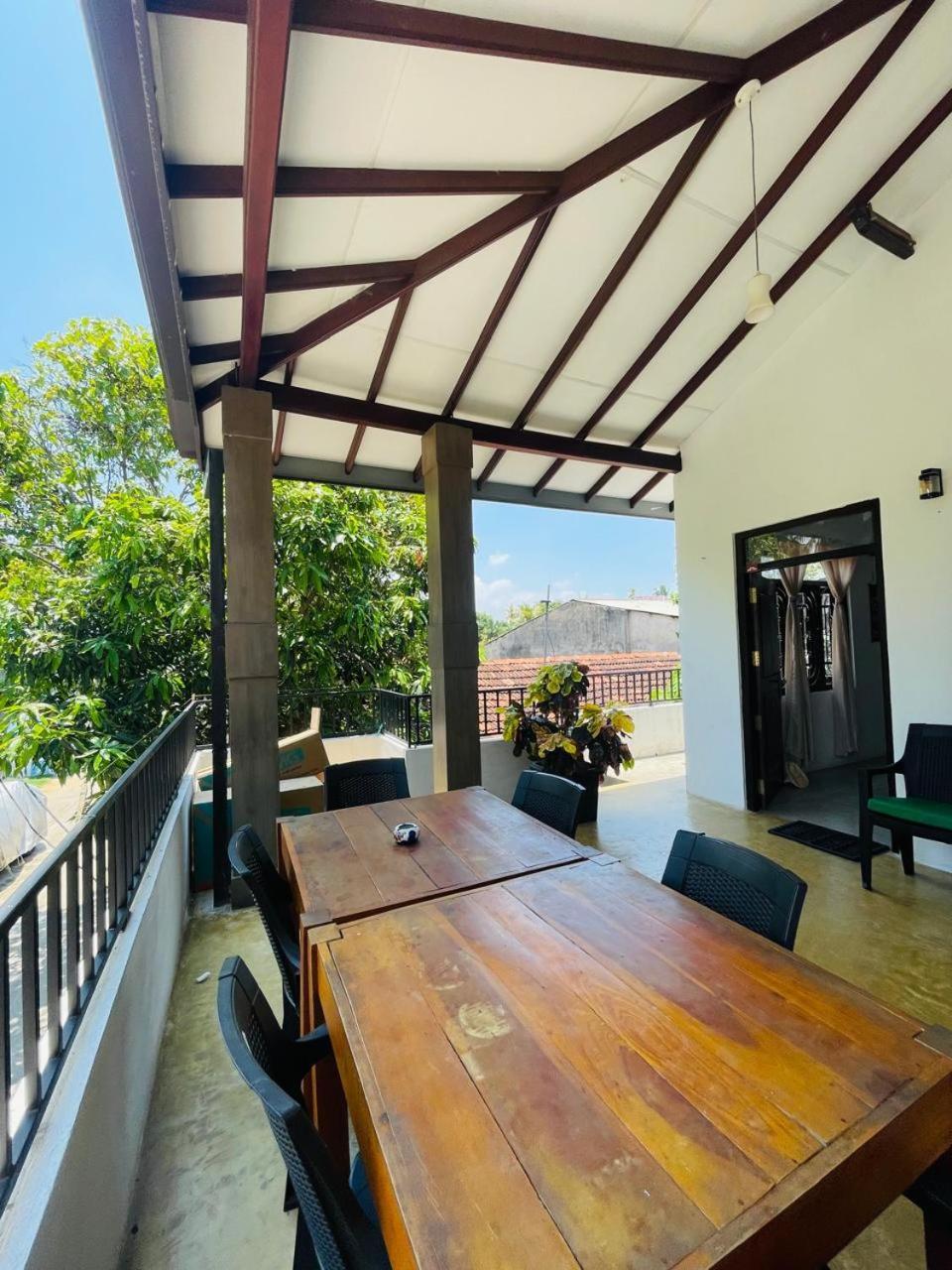 Star Canal Cottage Negombo Buitenkant foto
